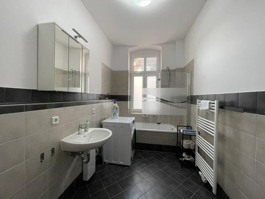 Lucky Stays Ls01 - Vollausstattung - Zentrum - Aufzug - Grosse Kueche - 2 Zimmer - Smart-Tv Magdeburk Exteriér fotografie